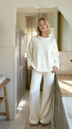 Cozy White Oversized Fur-Striped Pyjama
