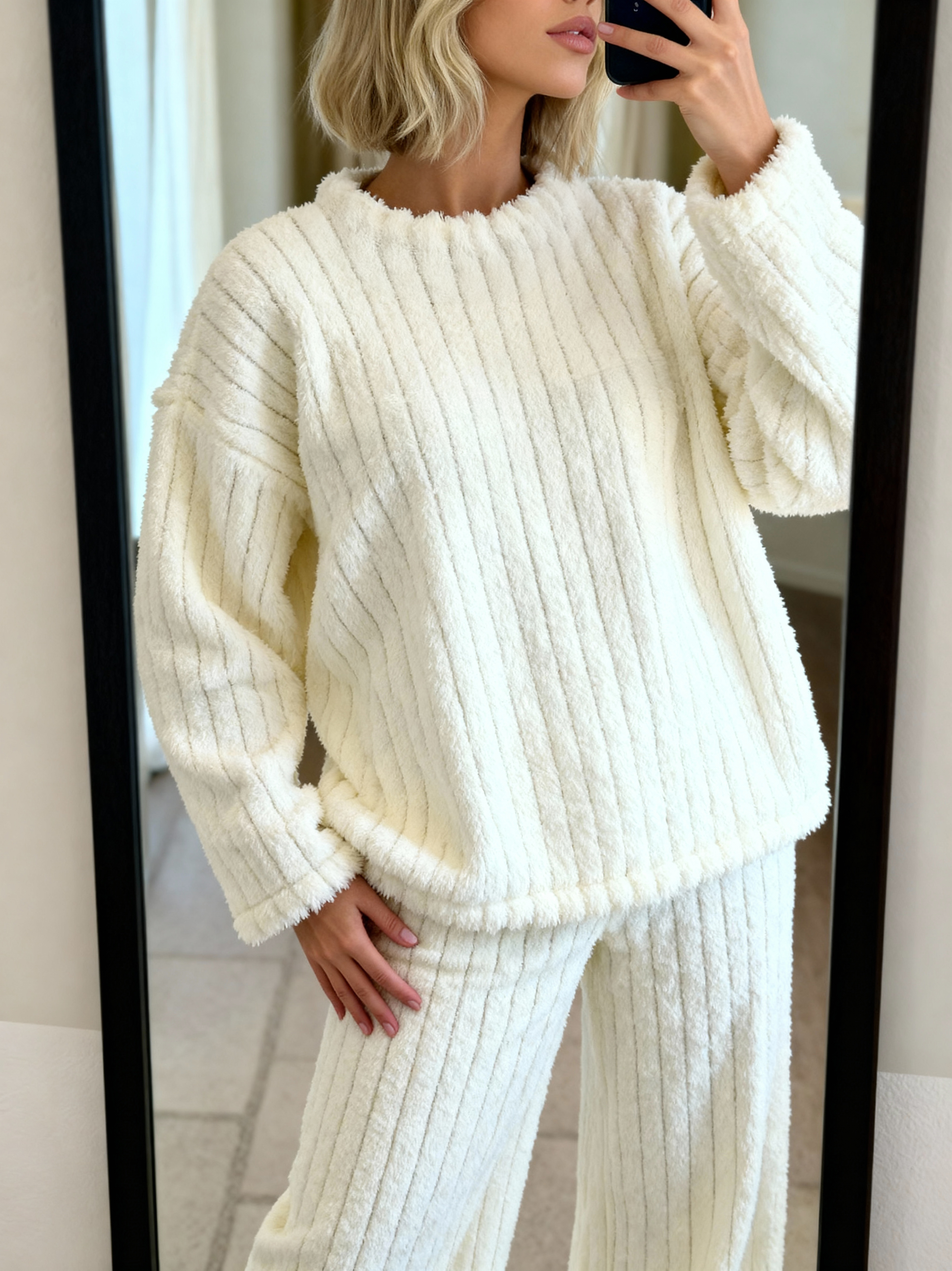 Cozy White Oversized Fur-Striped Pyjama